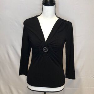 4/$25 Ideology Black V Neck Top. Size XS.
